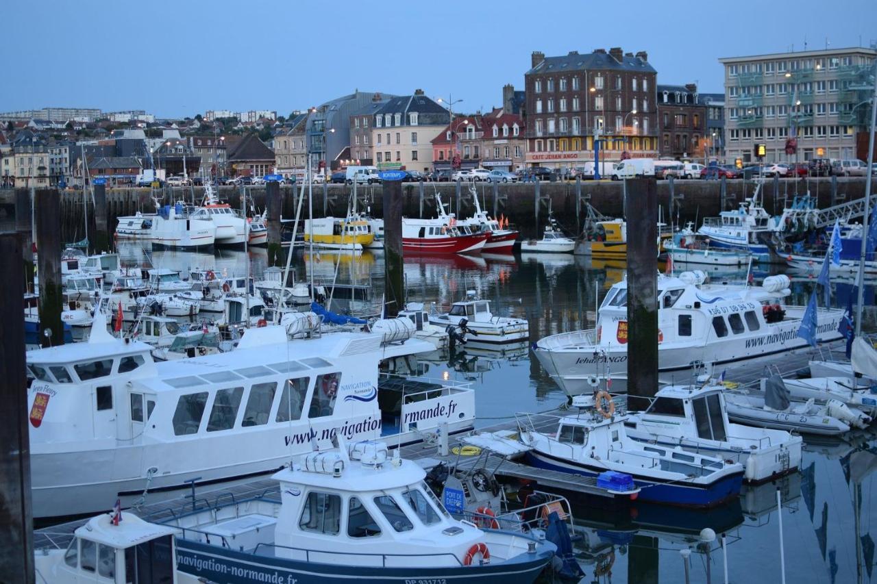 Sur Le Port De Plaisance - Proche Et Centre Apartment